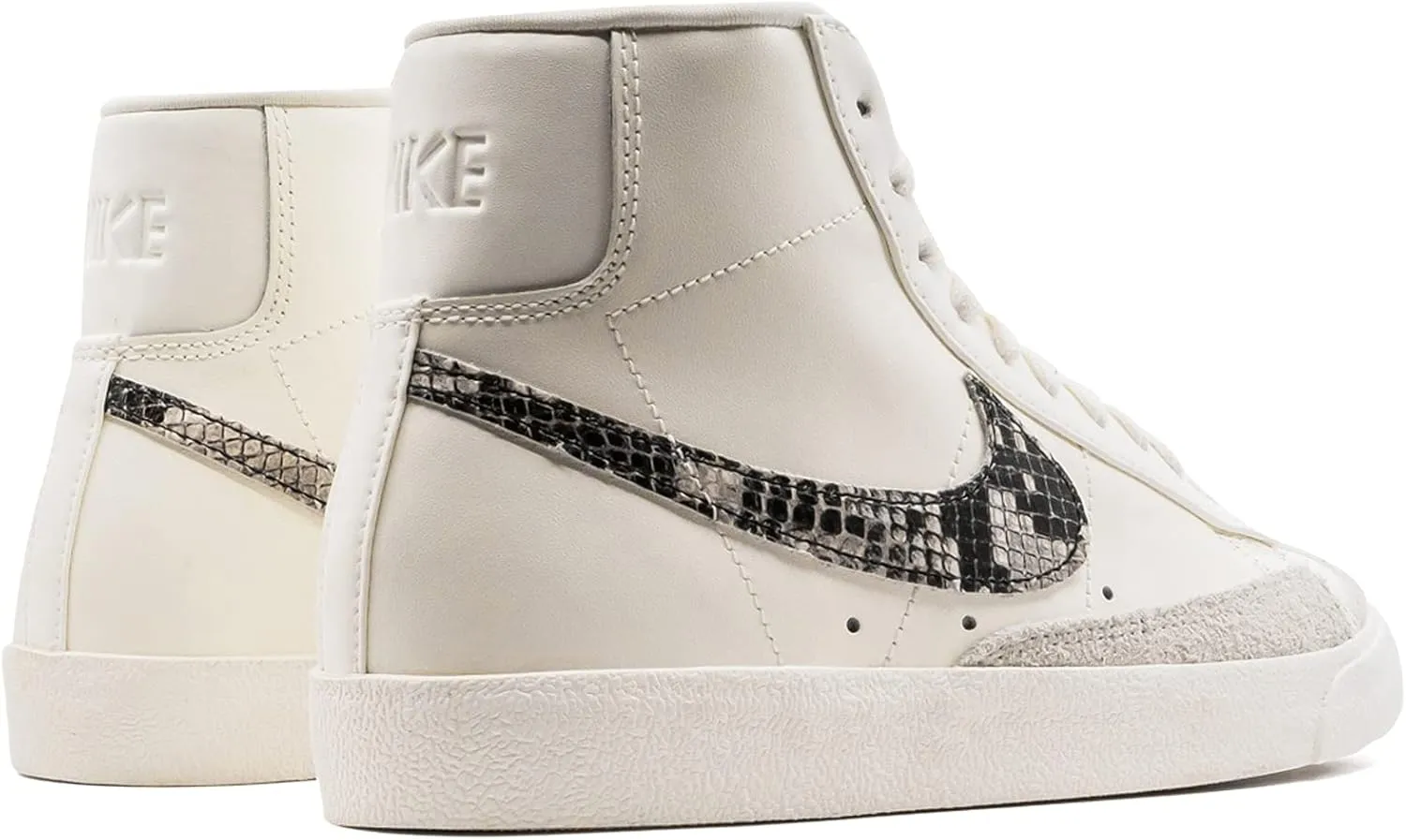 Nike Women's Sneaker, Medium