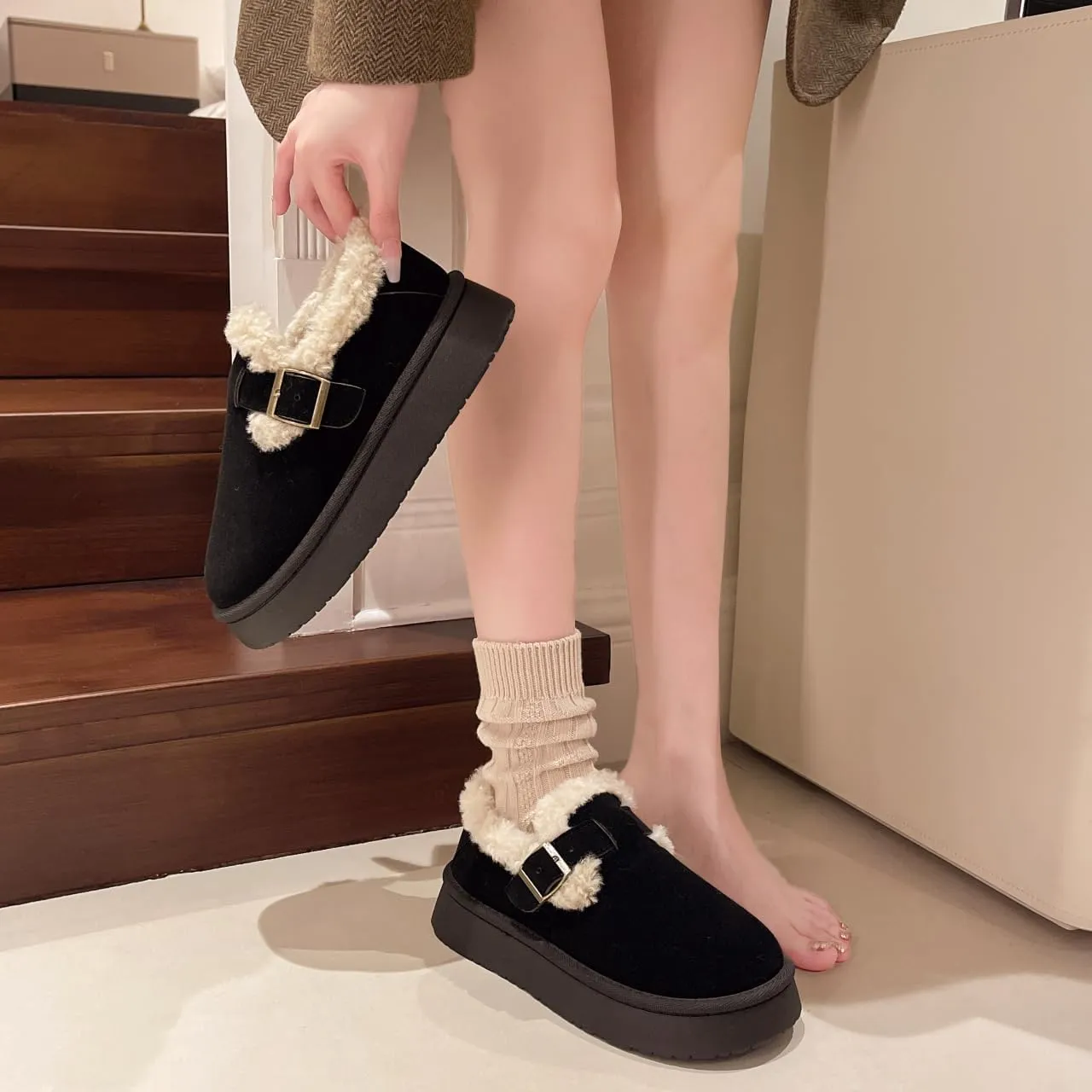 Women's Platform Snow Boots Buckle Warm Fuzzy Ankle Booties Slip on Comfy Fur Lined Winter Shoes Fashion for Indoor Outdoor