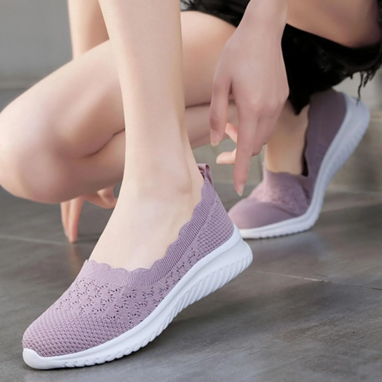 Women's Slip On Casual Flat Shoes Comfortable Breathable Knit Loafers Lightweight Walking Sneakers for Everyday