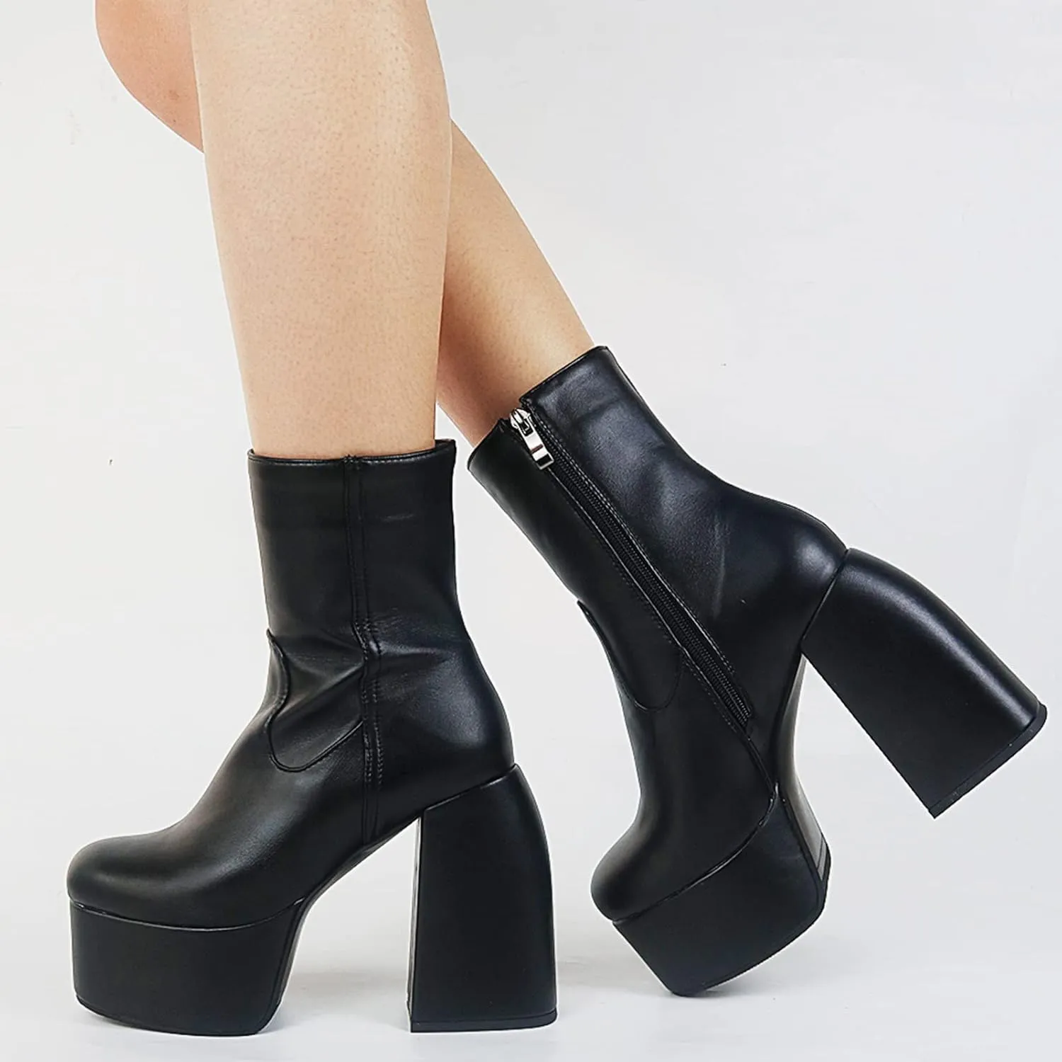 Yolkomo Women's Chunky Heel Knee High Platform Boots